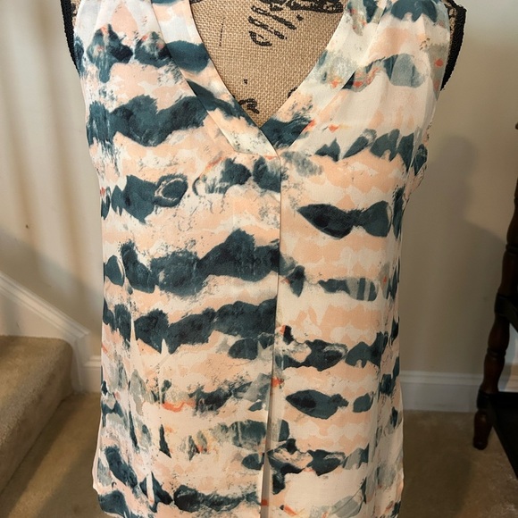 Cabi top - Picture 2 of 9